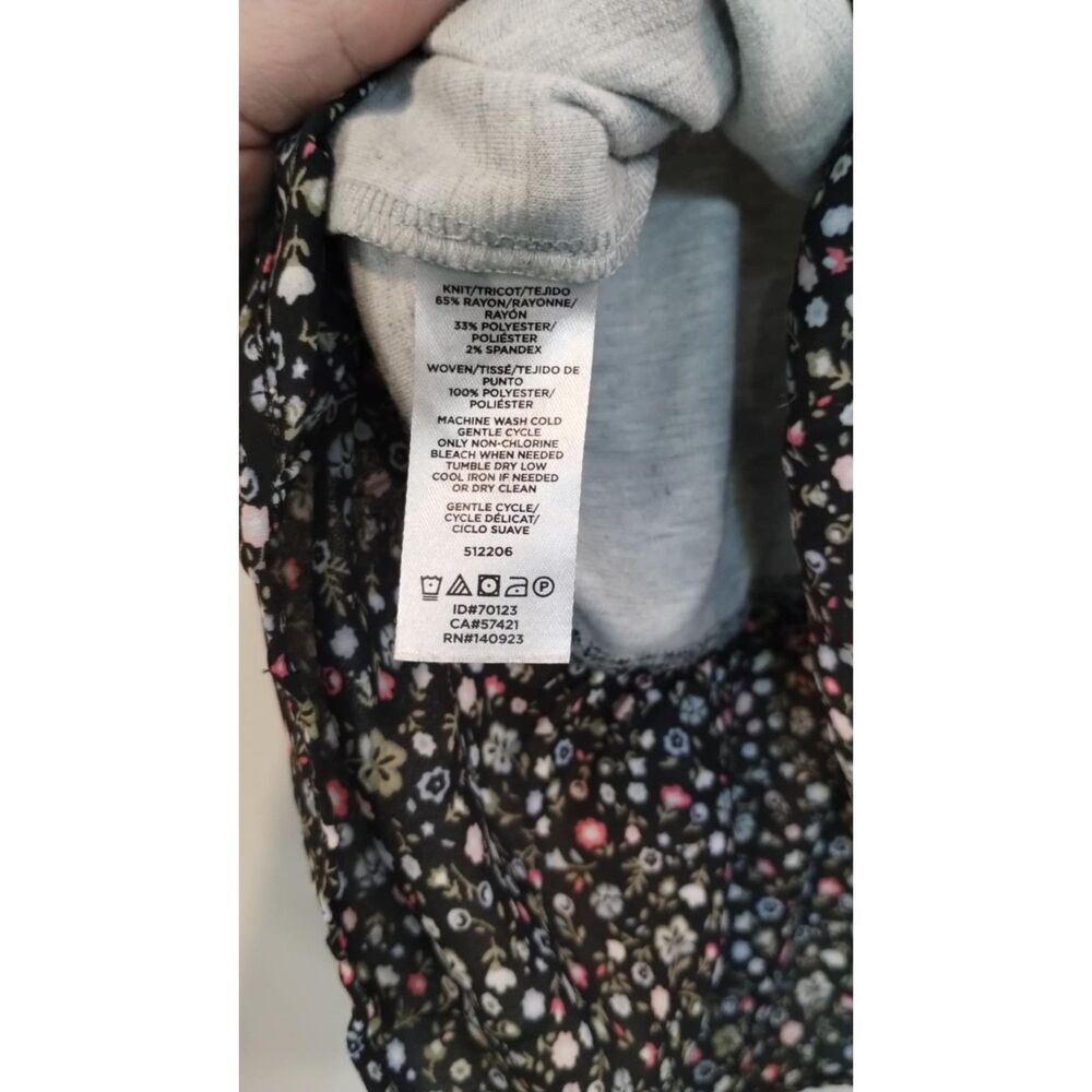LOFT Gray Top with Black Floral Collar and Hem - Picture 3 of 6